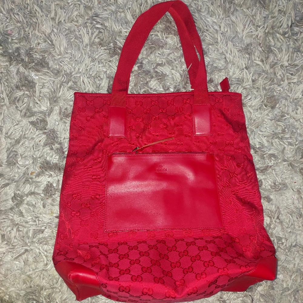 Very Good condition Gucci tote